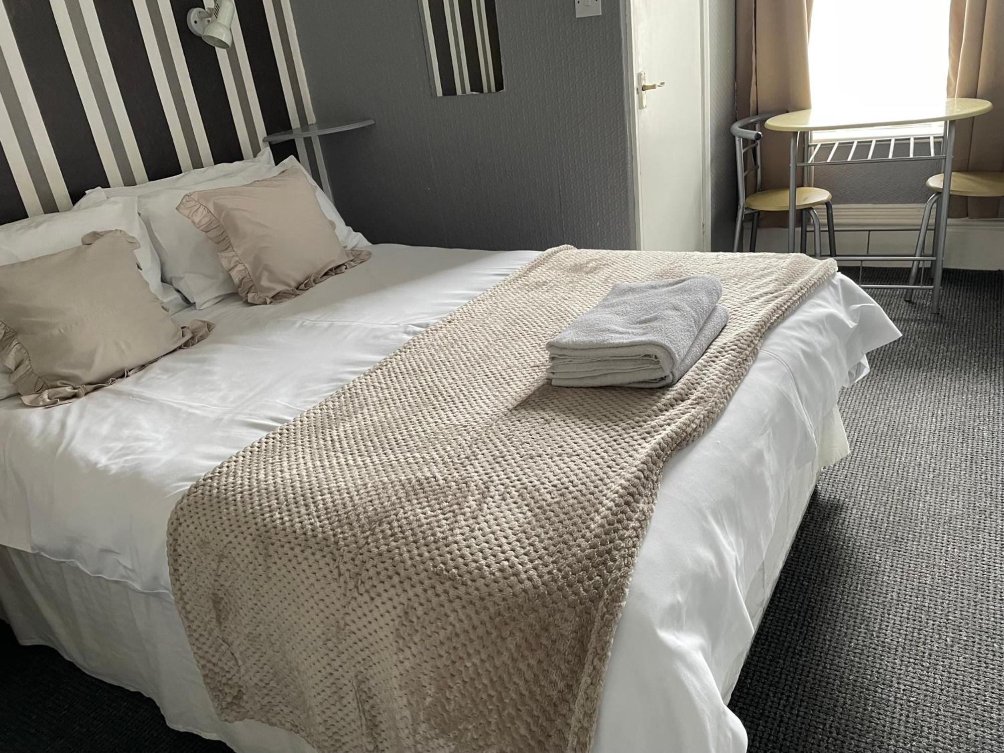 Somerville 3* Blackpool